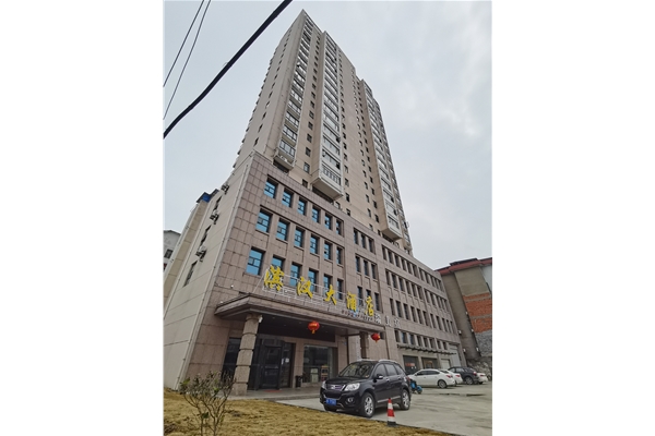 宜城市汉江丽景二期工程